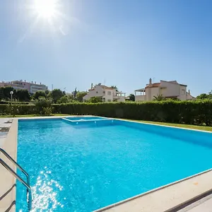 mr-matos-apartment.hotelaalgarve.com/